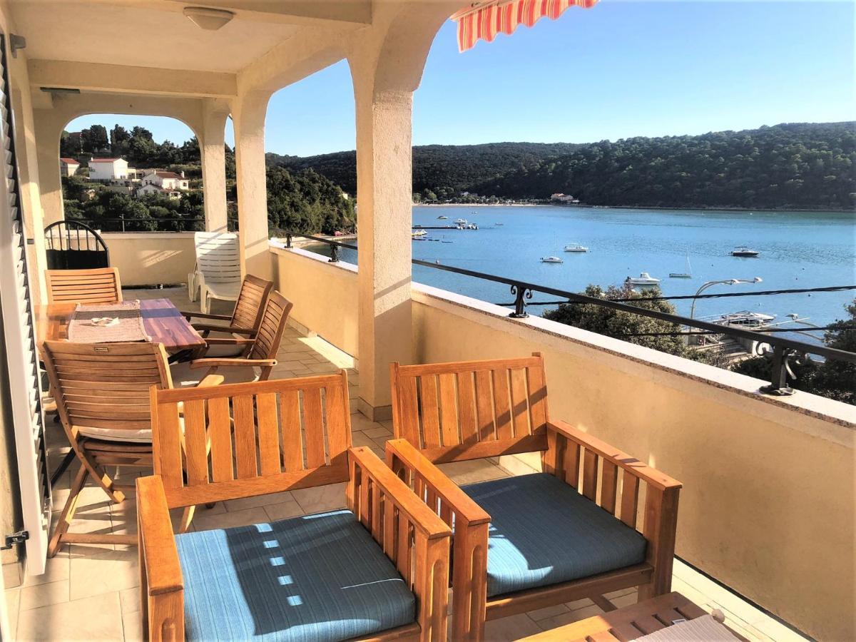 Apartments Trlika Kampor Екстериор снимка