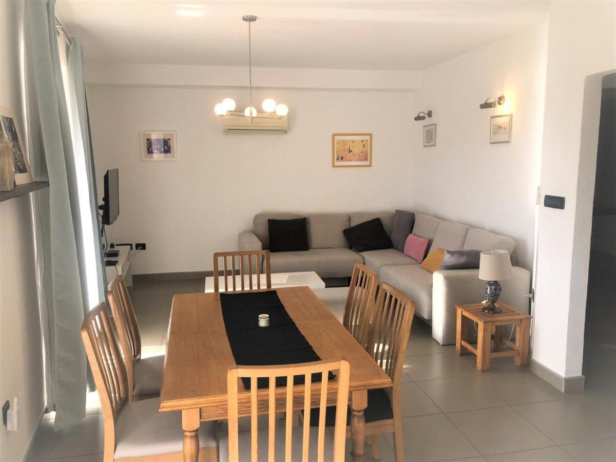 Apartments Trlika Kampor Екстериор снимка