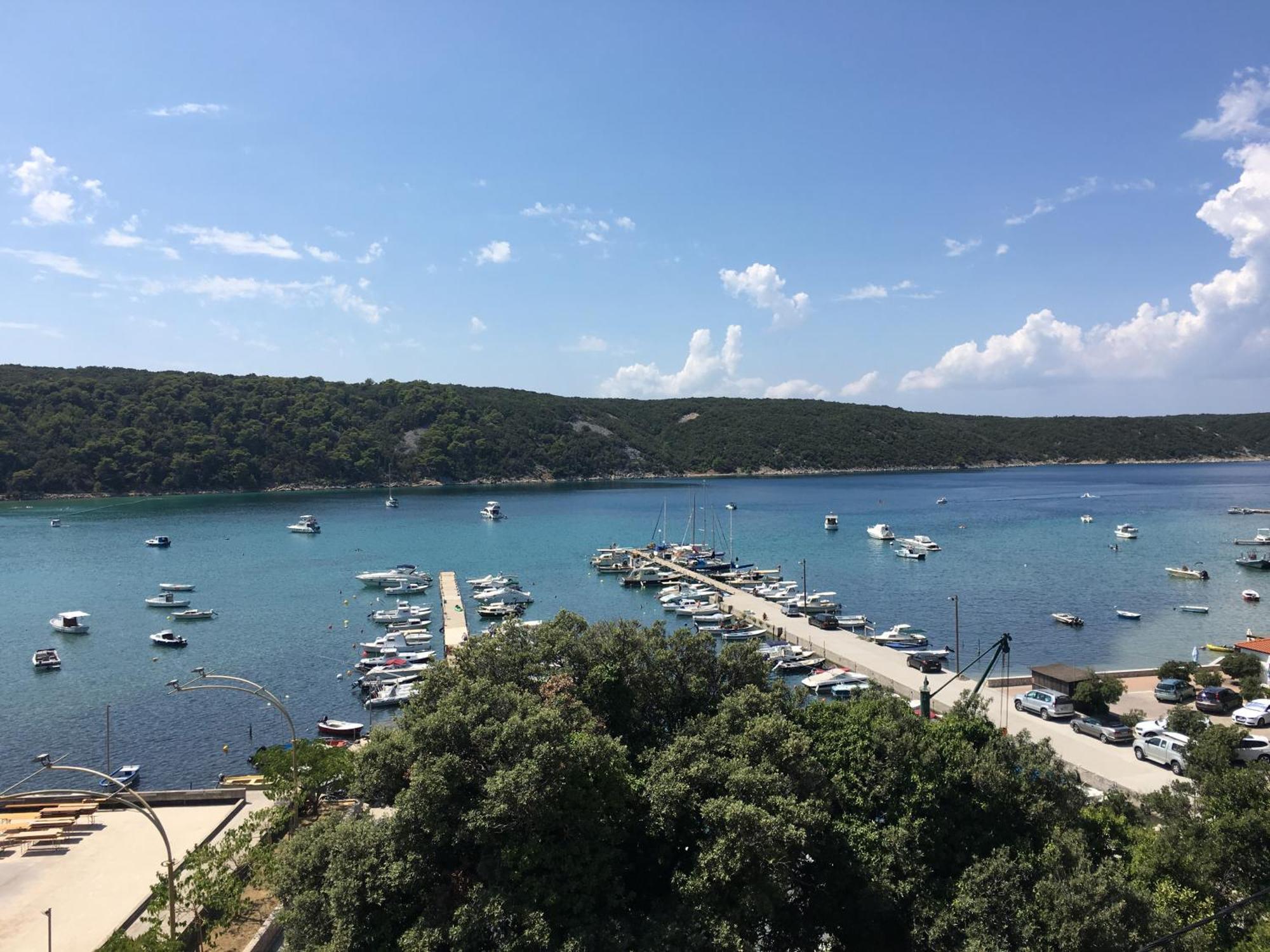 Apartments Trlika Kampor Екстериор снимка