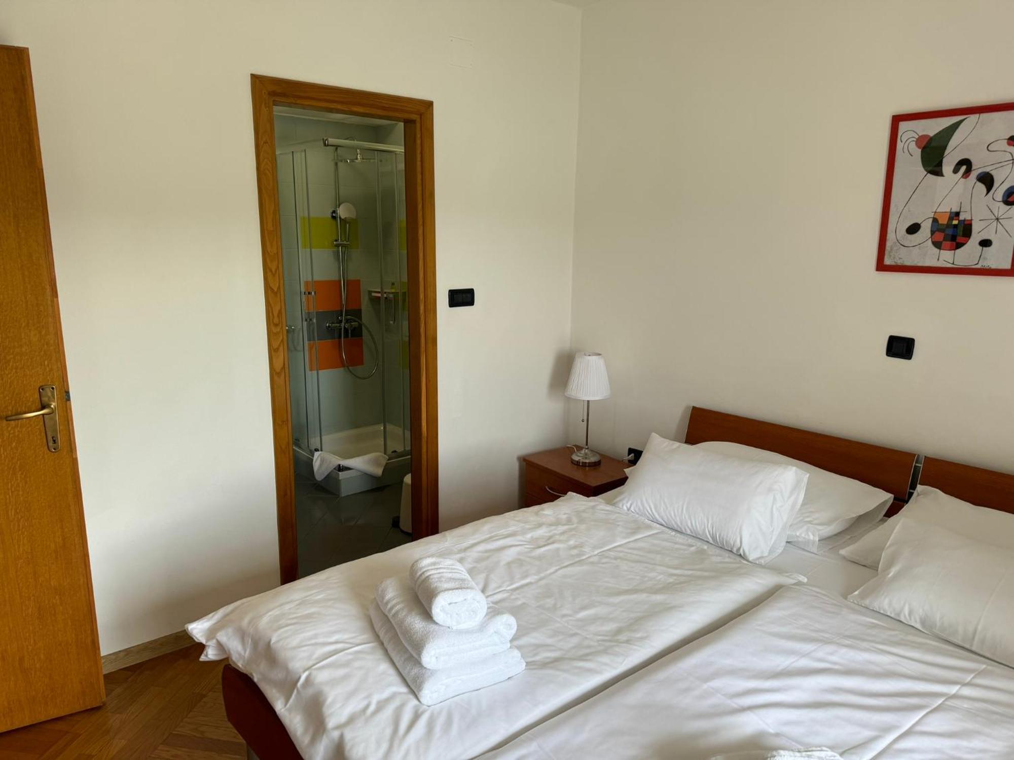Apartments Trlika Kampor Екстериор снимка